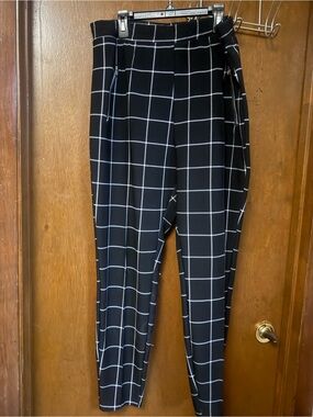 Kristin Nicole Windowpane Black Skinny Pants